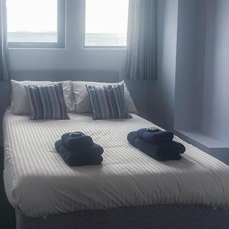 No 2 Ocean Cabins - Saundersfoot Harbour - Saundersfoot Bagian luar foto